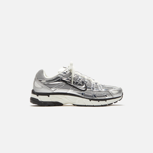 P-6000 - Metallic Silver / Metallic Silver / Sail / Black