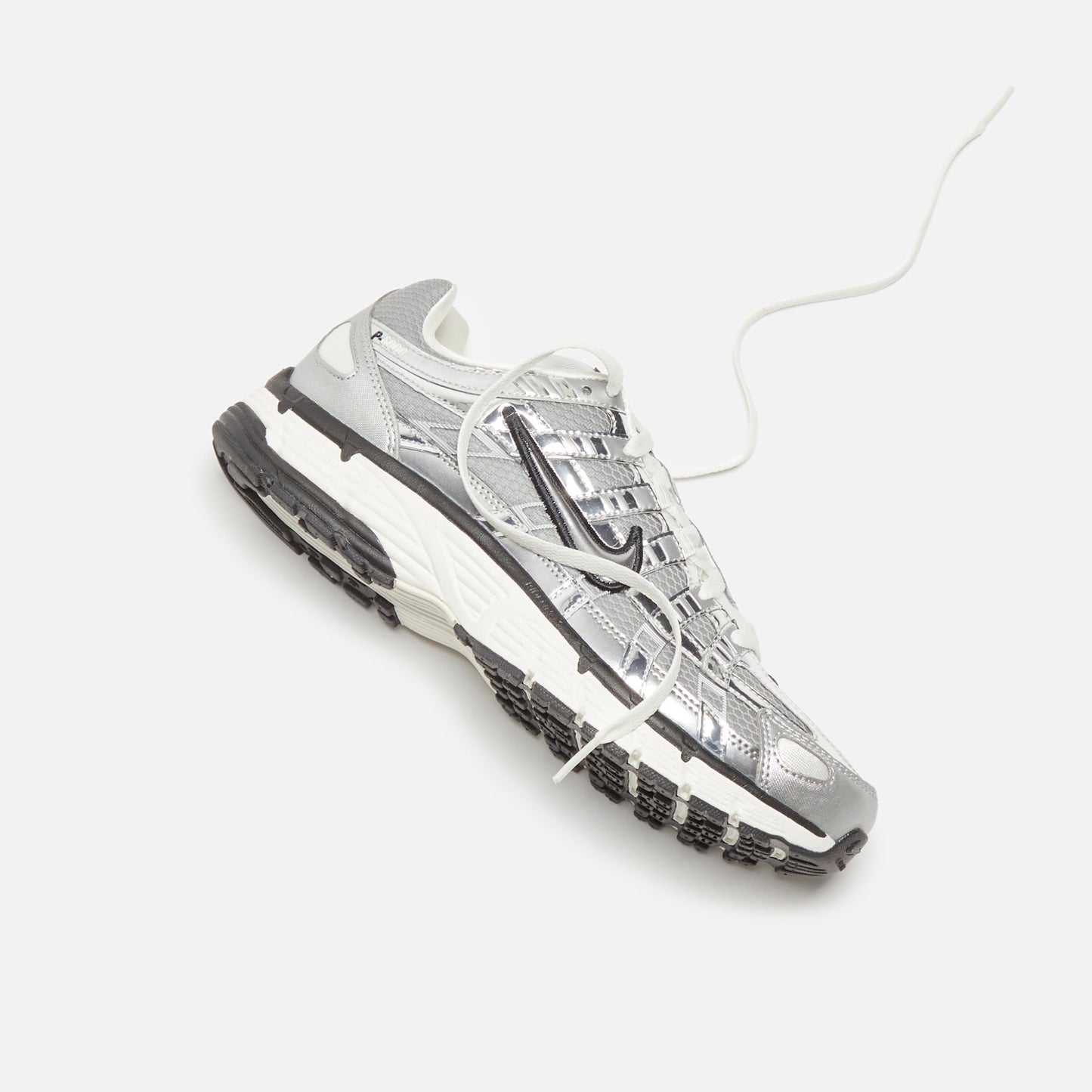 P-6000 - Metallic Silver / Metallic Silver / Sail / Black